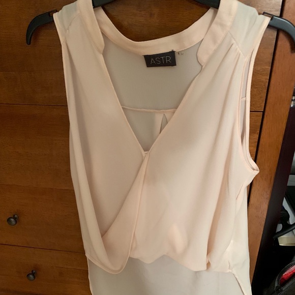 Sleeveless baby pink blouse - Picture 1 of 1